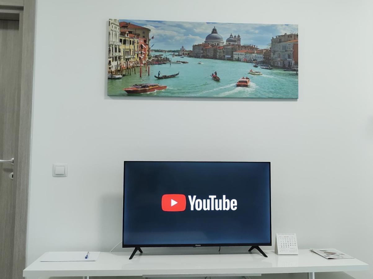 Simona Apartament Iulius Mall Яш Екстериор снимка